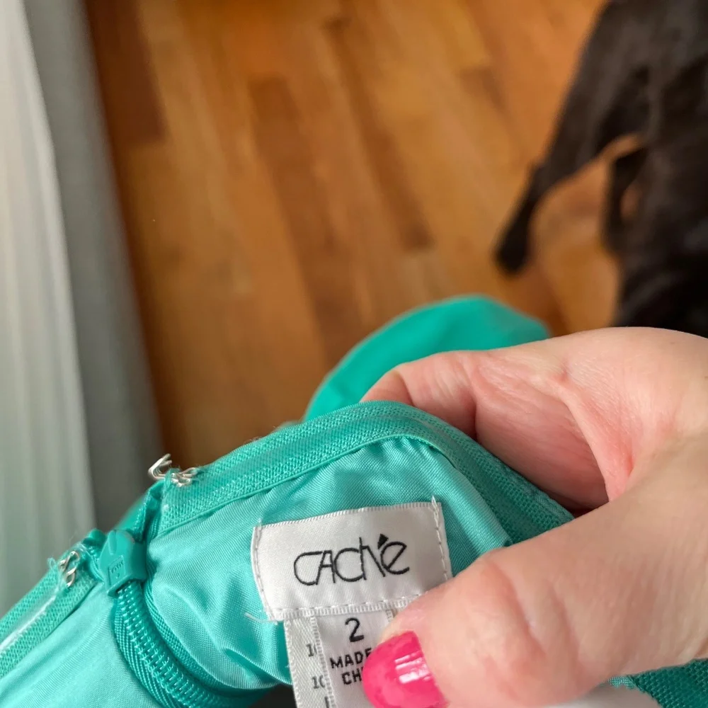 Cache gown - Picture 6 of 6